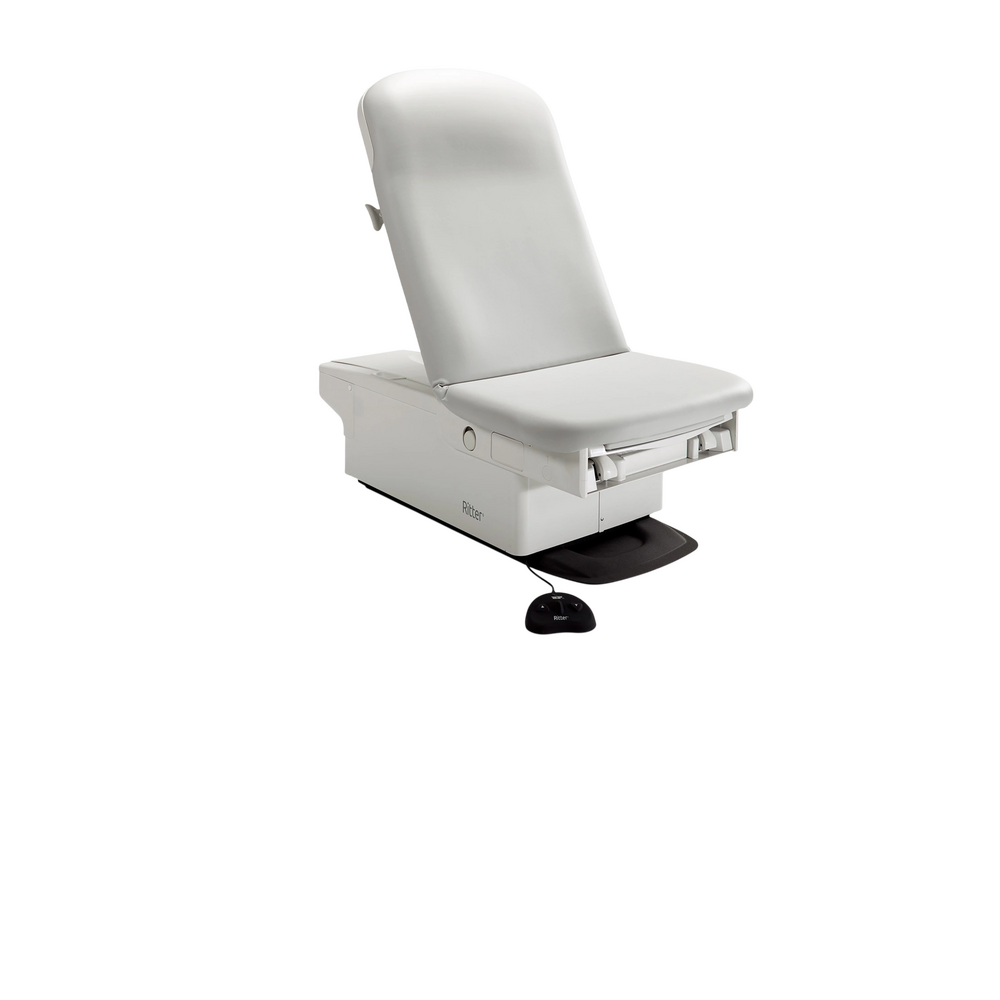 Medical Refurbished - Midmark 224 Barrier Free Exam Chair